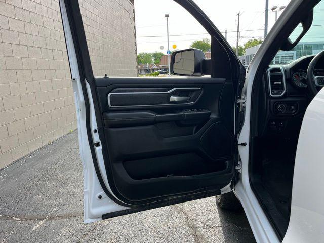 2020 Ram 1500 Big Horn Crew Cab 4x4 5'7" Box