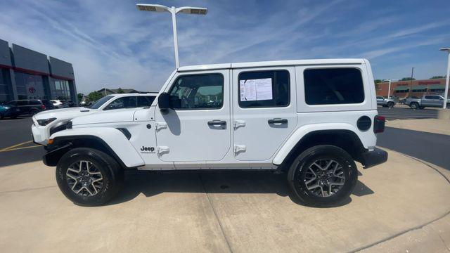 2025 Jeep Wrangler 4-Door Sahara 4x4
