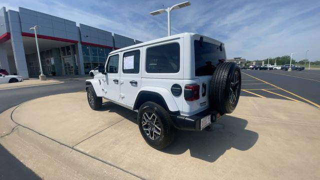 2025 Jeep Wrangler 4-Door Sahara 4x4