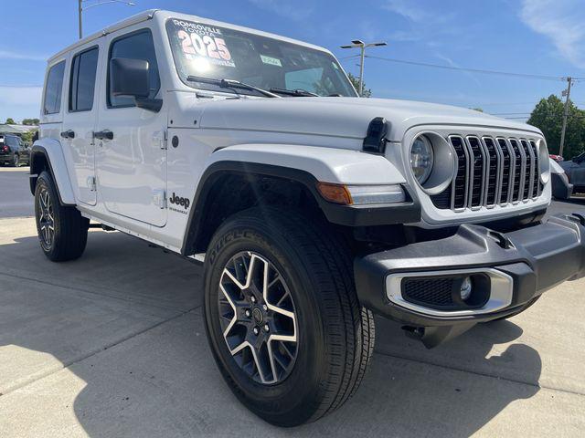 2025 Jeep Wrangler 4-Door Sahara 4x4