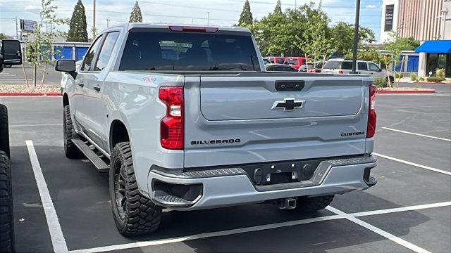 2024 Chevrolet Silverado 1500 4WD Crew Cab Short Bed Custom