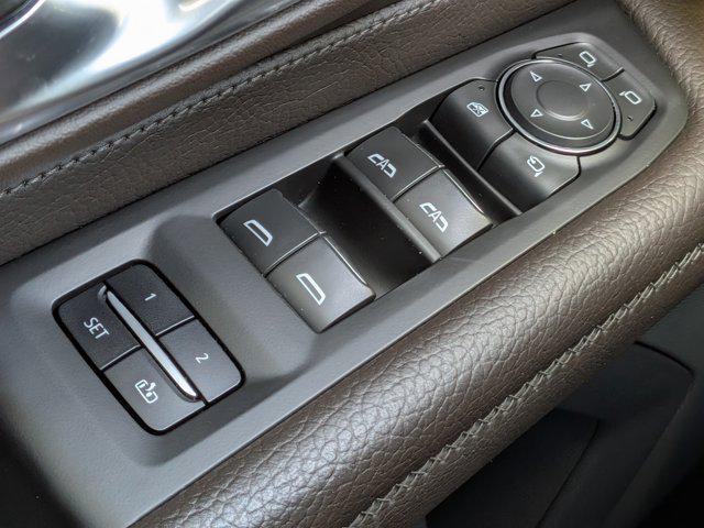 2022 GMC Yukon 4WD Denali