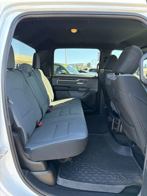 2022 Ram 1500 Big Horn Crew Cab 4x4 5'7" Box