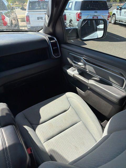 2022 Ram 1500 Big Horn Crew Cab 4x4 5'7" Box