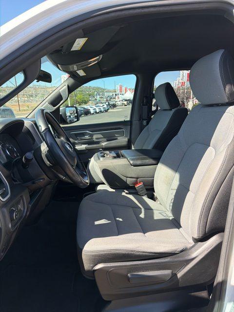 2022 Ram 1500 Big Horn Crew Cab 4x4 5'7" Box