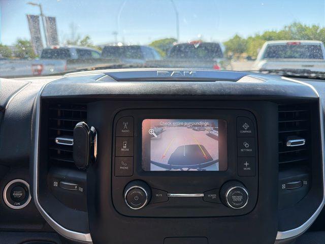 2022 Ram 1500 Big Horn Crew Cab 4x4 5'7" Box