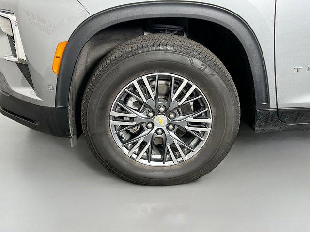2024 Chevrolet Traverse FWD LT