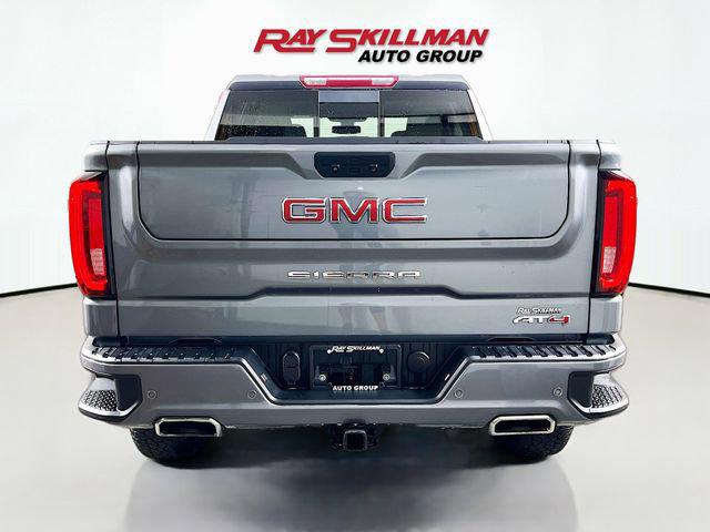 2022 GMC Sierra 1500 Limited 4WD Crew Cab Short Box AT4