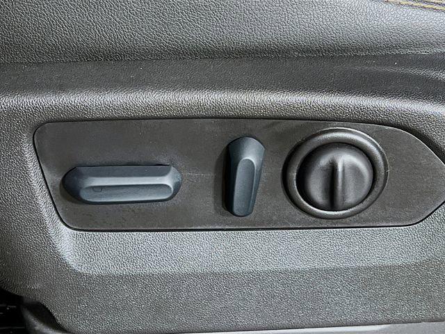 2022 GMC Sierra 1500 Limited 4WD Crew Cab Short Box AT4