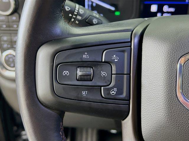 2022 GMC Sierra 1500 Limited 4WD Crew Cab Short Box AT4