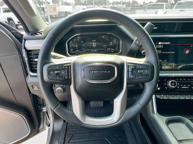2025 GMC Sierra 2500HD 4WD Crew Cab Standard Bed Denali