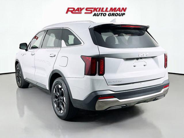 2025 Kia Sorento S
