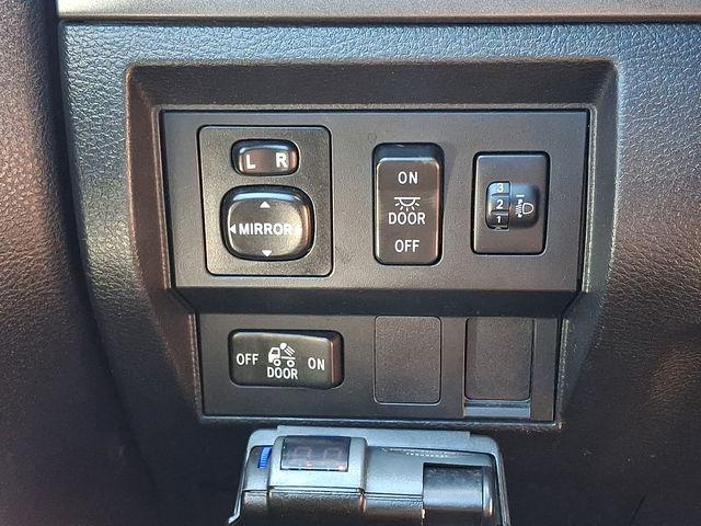 2014 Toyota Tundra SR5 5.7L V8
