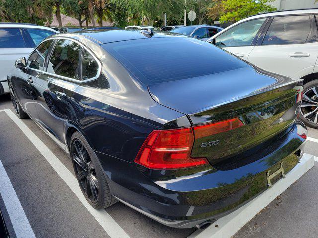 2018 Volvo S90 T5 Momentum
