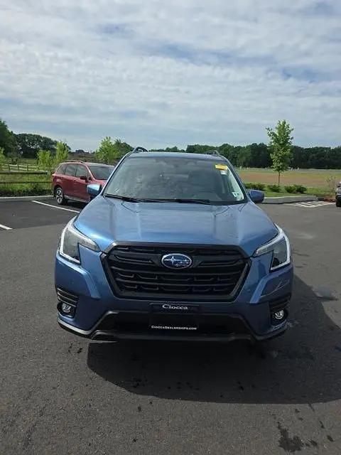 2024 Subaru Forester Premium
