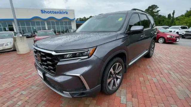 2023 Honda Pilot AWD Elite