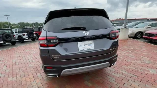 2023 Honda Pilot AWD Elite