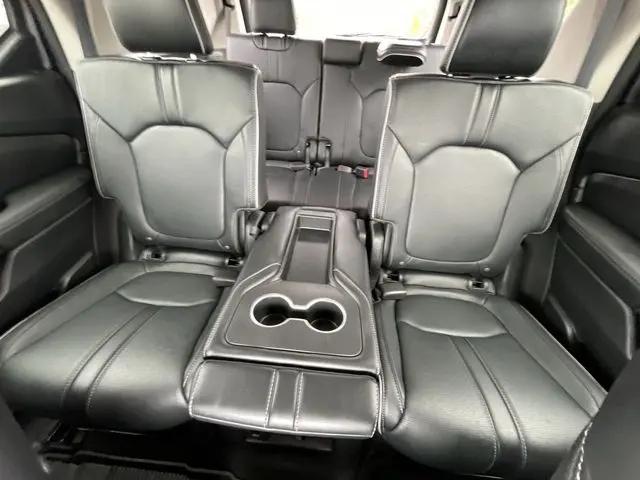 2023 Honda Pilot AWD Elite