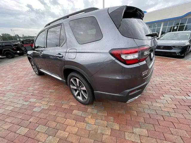 2023 Honda Pilot AWD Elite