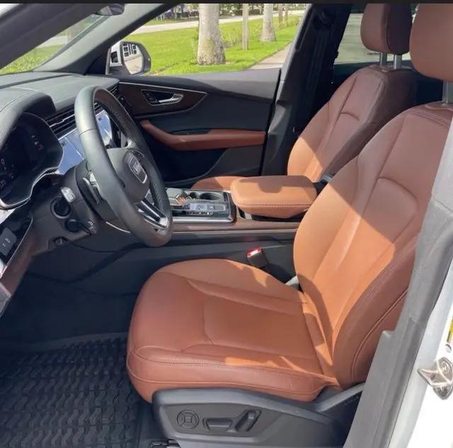 2025 Audi Q8 Premium 55 TFSI quattro