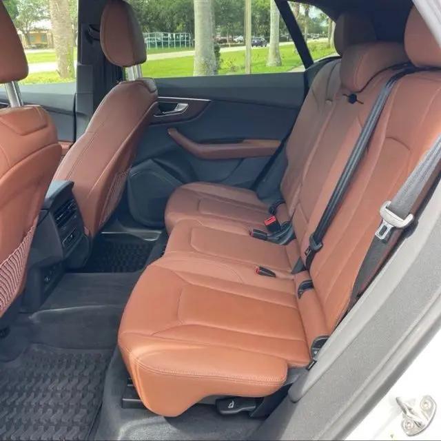 2025 Audi Q8 Premium 55 TFSI quattro