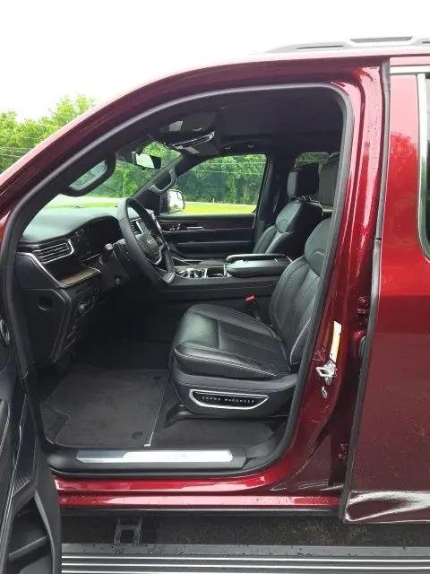 2023 Jeep Grand Wagoneer Series II 4x4