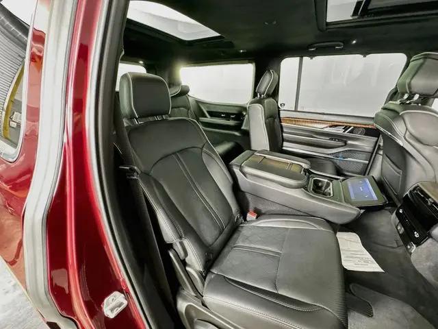 2023 Jeep Grand Wagoneer Series II 4x4