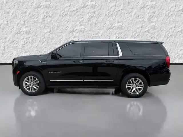 2022 GMC Yukon XL 2WD SLT