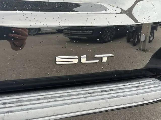 2022 GMC Yukon XL 2WD SLT