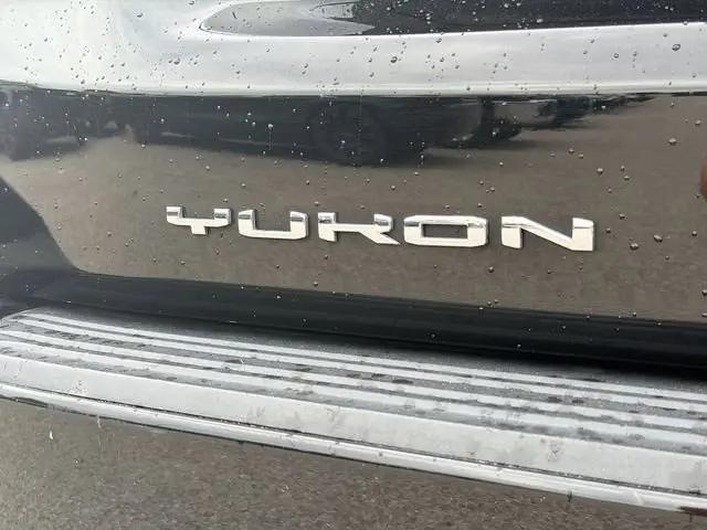 2022 GMC Yukon XL 2WD SLT