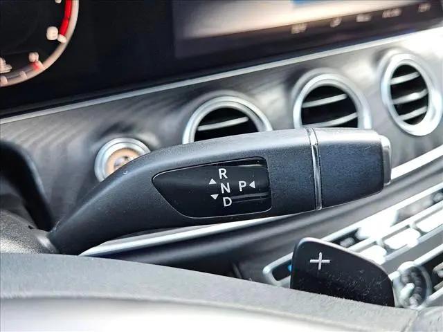 2018 Mercedes-Benz E-CLASS E 300 E 300