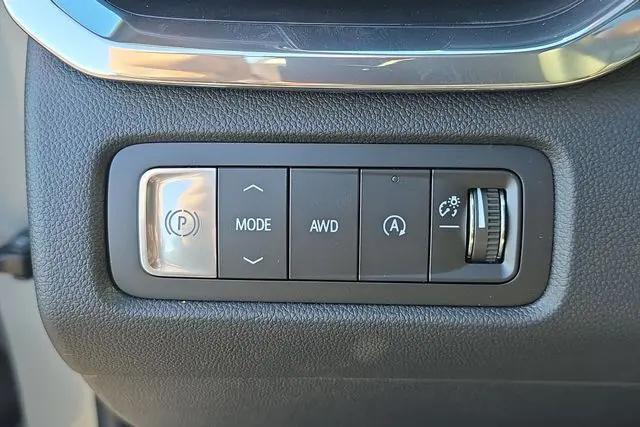 2026 GMC Acadia Elevation AWD