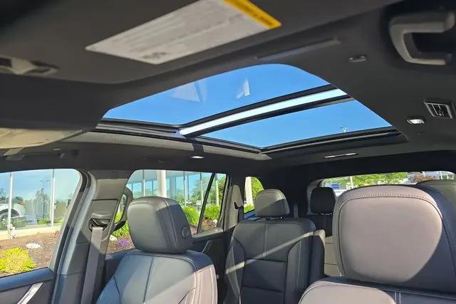 2026 GMC Acadia Elevation AWD