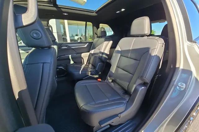 2026 GMC Acadia Elevation AWD