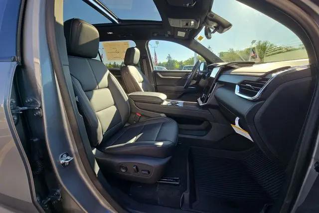 2026 GMC Acadia Elevation AWD