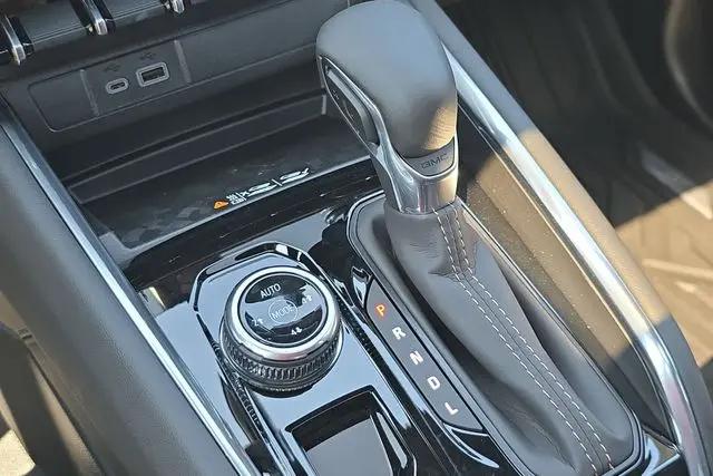 2026 GMC Canyon AT4, 4WD