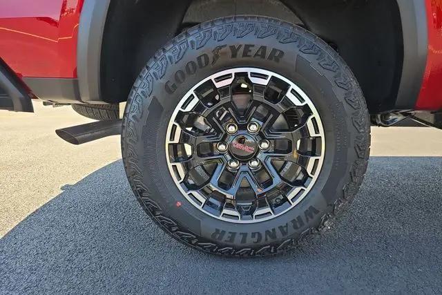 2026 GMC Canyon AT4, 4WD