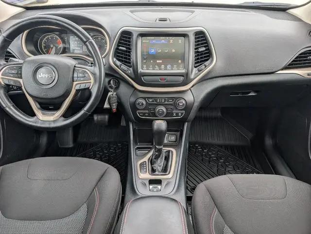 2016 Jeep Cherokee 75th Anniversary