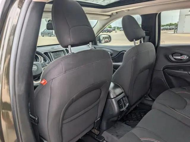 2016 Jeep Cherokee 75th Anniversary