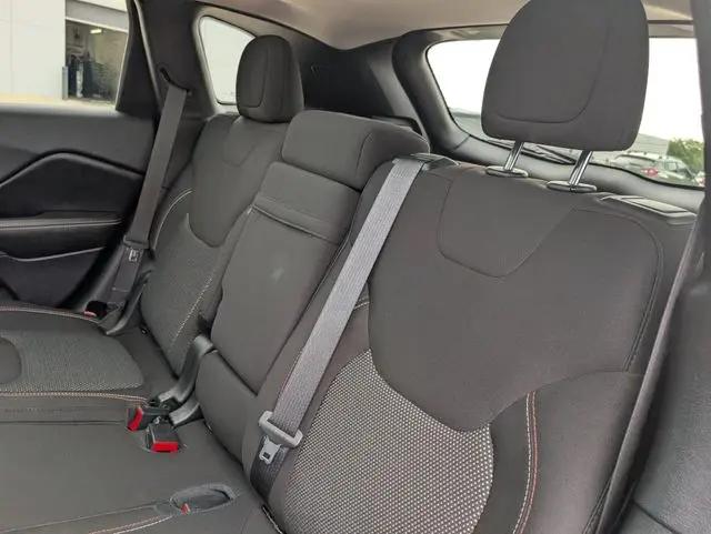 2016 Jeep Cherokee 75th Anniversary
