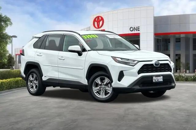 2023 Toyota RAV4 Hybrid LE