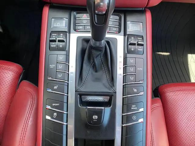 2016 Porsche Macan S