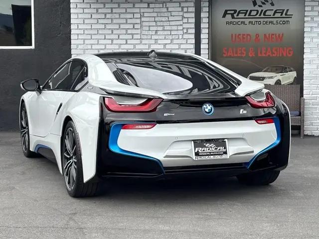 2019 BMW i8 Coupe