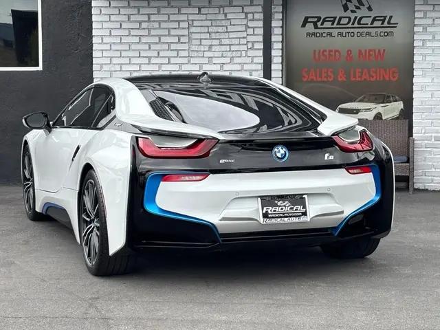 2019 BMW i8 Coupe