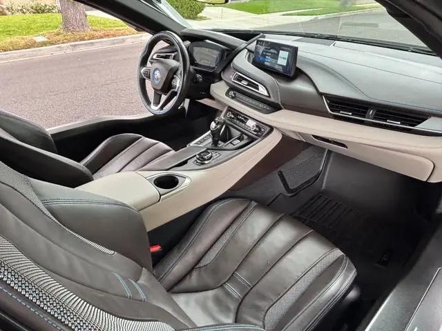 2019 BMW i8 Coupe