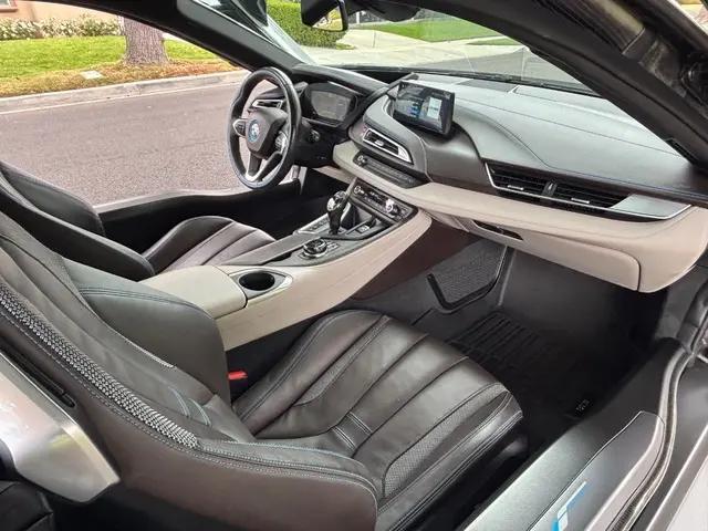 2019 BMW i8 Coupe