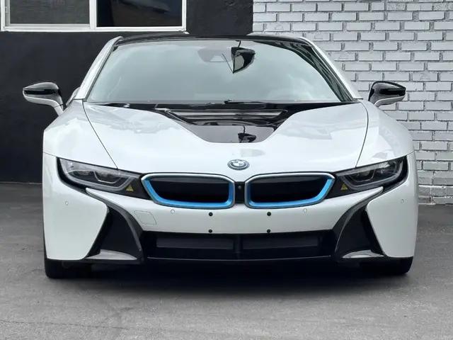 2019 BMW i8 Coupe