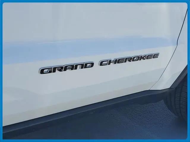 2021 Jeep Grand Cherokee Laredo E 4x4