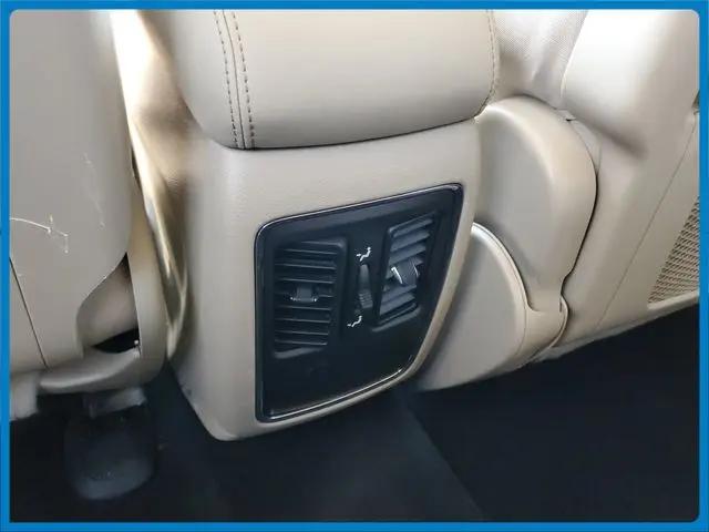 2021 Jeep Grand Cherokee Laredo E 4x4