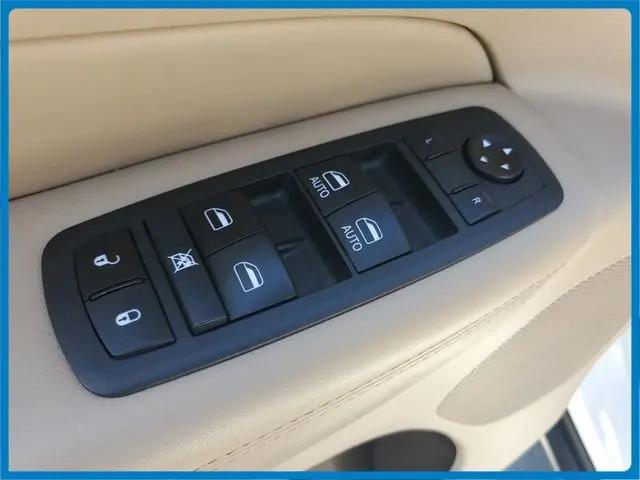 2021 Jeep Grand Cherokee Laredo E 4x4